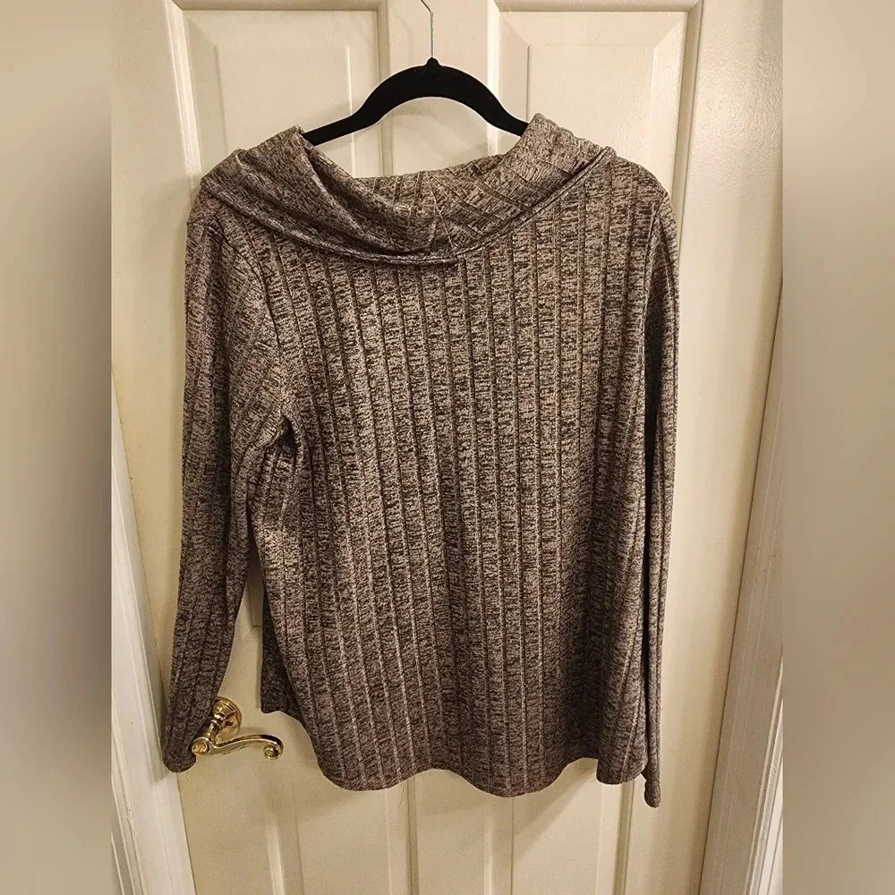 Fortune & Ivy gray cowl neck sweater XL - Picture 3 of 3